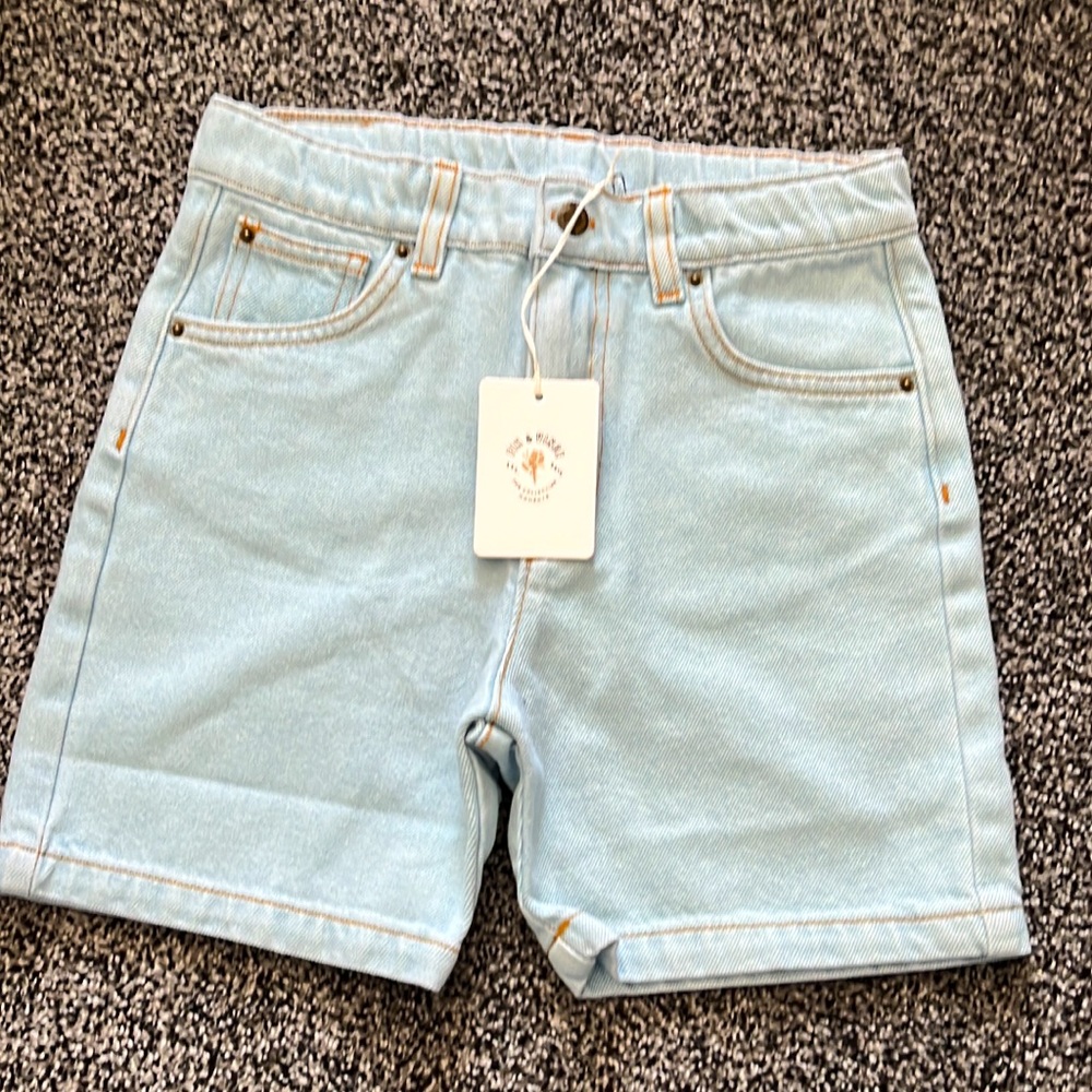 Fin & Vince NWT kids 8/9 Denim Shorts